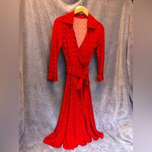 Geometric Red Dress with Black Detail and Side Tie